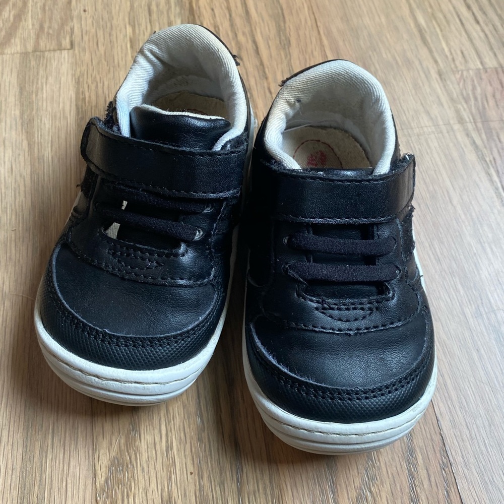 Surprize Stride Rite Alec Sneaker - Black 4 Infant